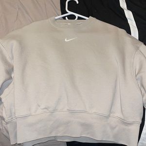 Nike crewneck